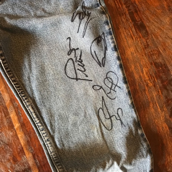 VINTAGE Lei autographed pants GOB, Publicity Stunt, Simple Plan - Picture 4 of 8
